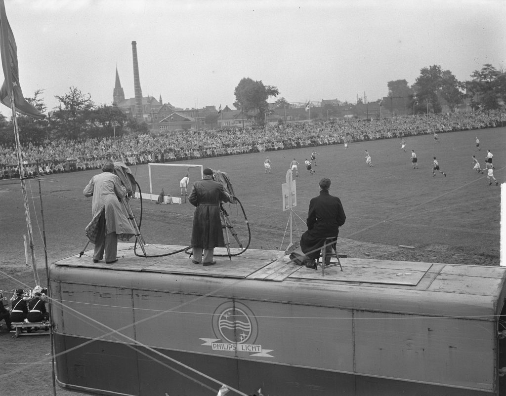 1950 Philips Voetbal Tv Nationaal Archief